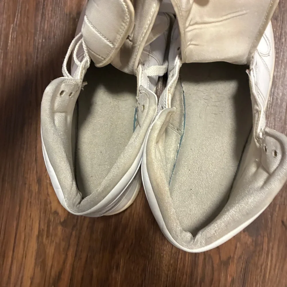 Jordan authentic nike